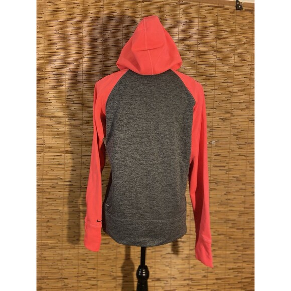 Nike Therma Fit Women’s Hoodie Size M Pink Gray Thumb Hole Pullover Sweatshirt - Picture 8 of 11